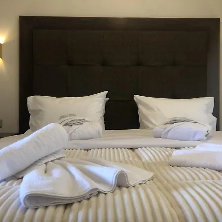 Ellinis Hotel