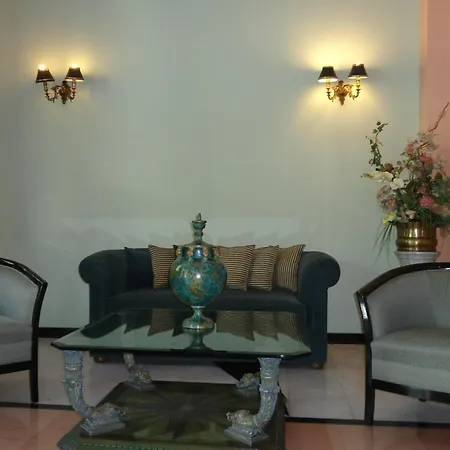 Hotel Ellinis 2*