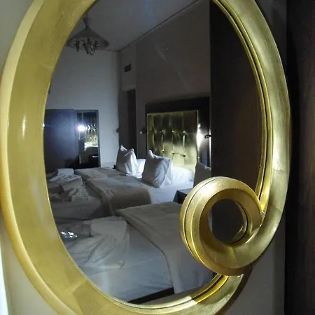 Ellinis Hotel 2*