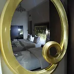 Ellinis Hotel 2*